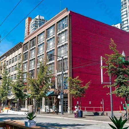 Entire Condo In Heart Of Downtown Vancouver Exteriör bild